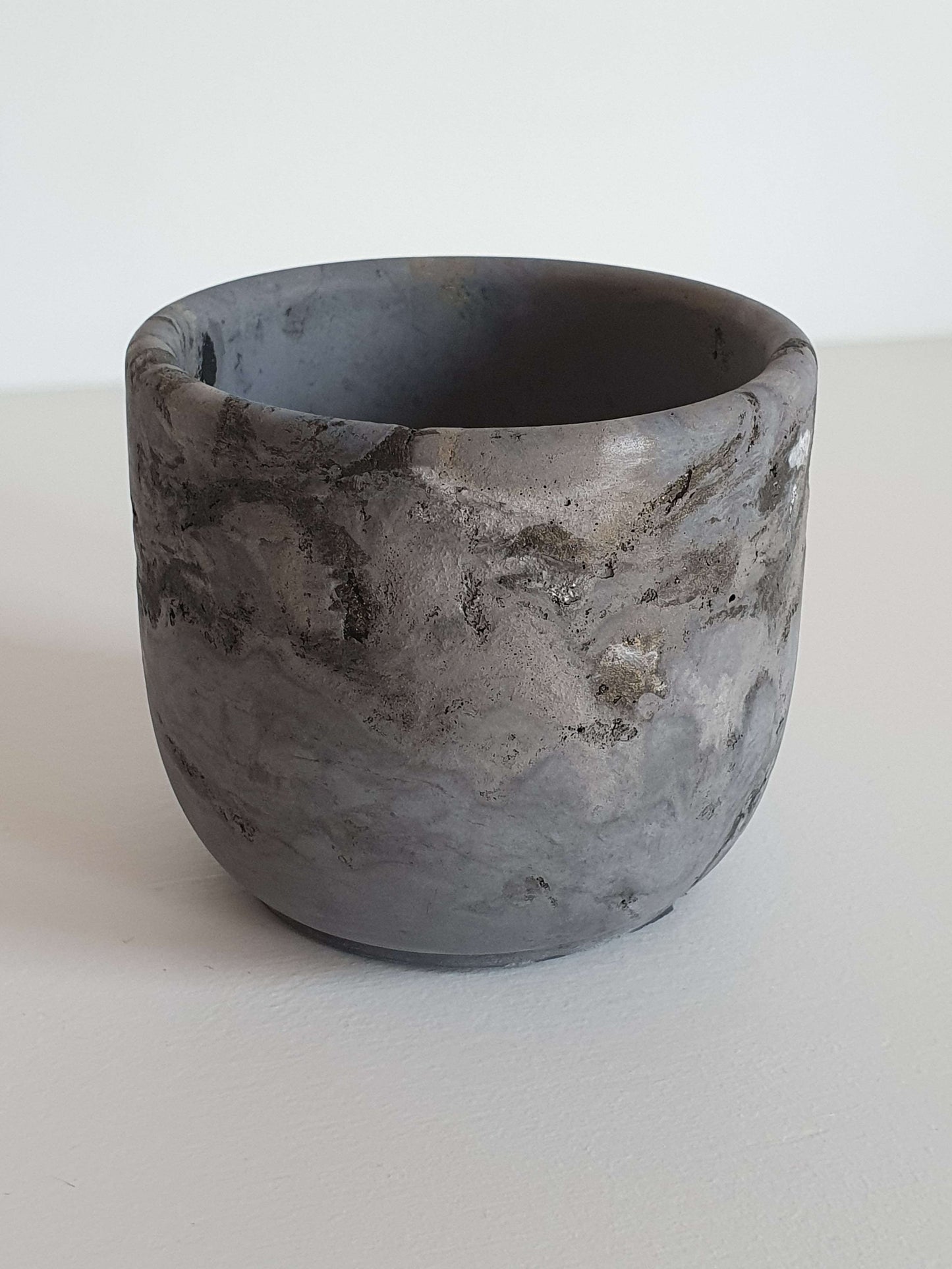 Lux Imperfect Marbled Concrete Vessels