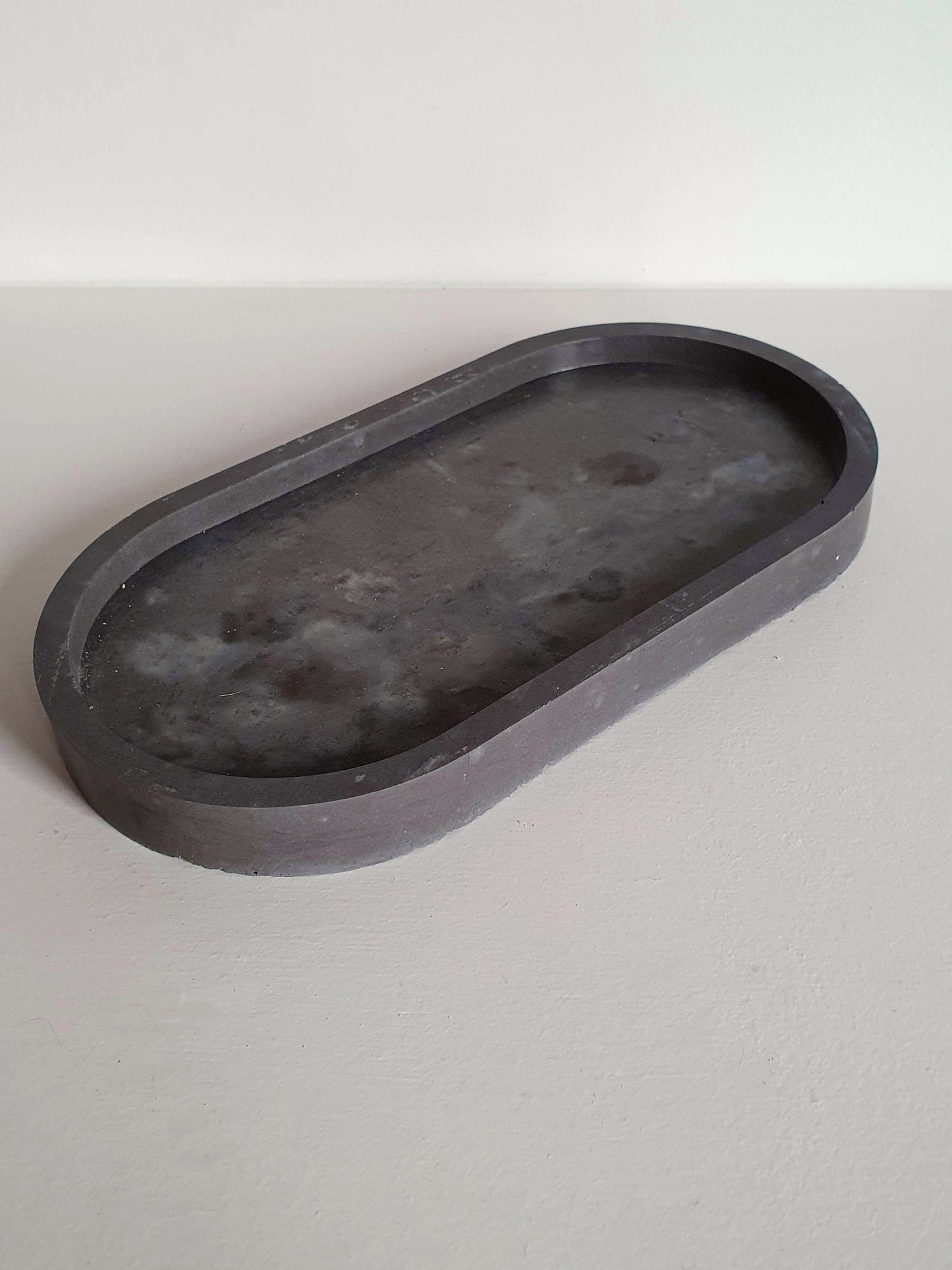 Lux Concrete Oval Tray